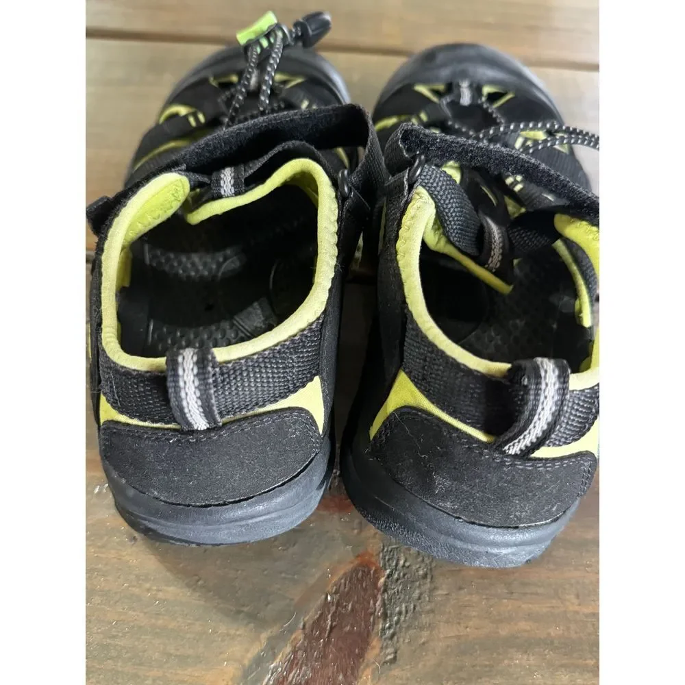 KEEN Newport H2 Kids Sport Sandals Waterproof Hiking Water Black Yellow Sz‎ 5